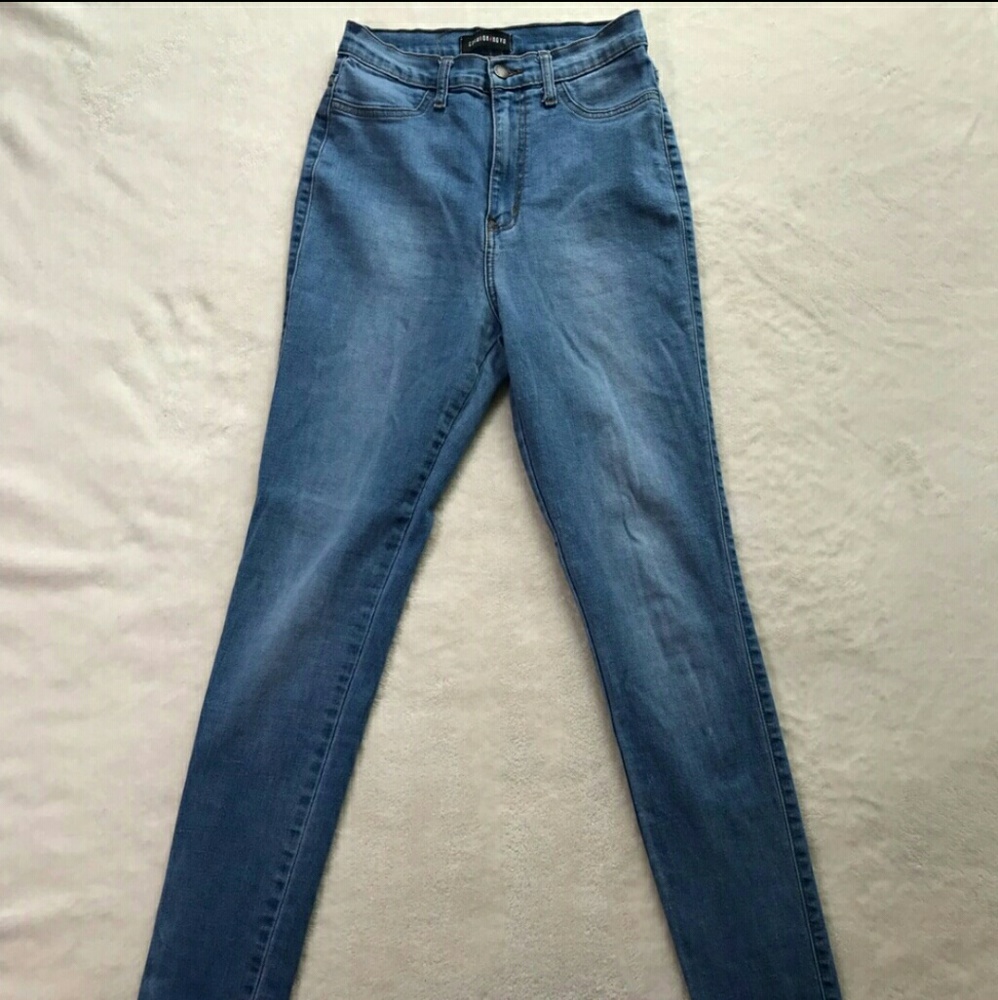 NWOT Fashion nova high waisted skinny jeans sz 9